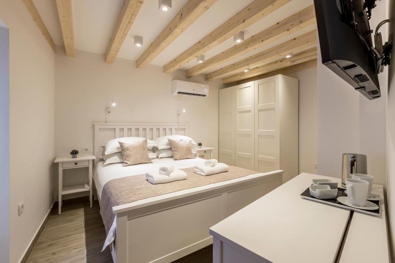 Cosmijeva Luxury Rooms Split Exteriér fotografie